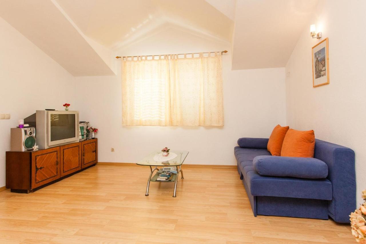 Holiday Home Beata Трогир Экстерьер фото